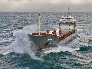 belterwiede-longship-1920x985-1170x600