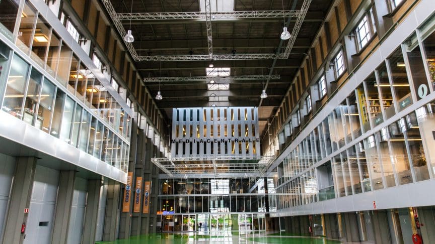mediacentrale-centrale-hal-864x486